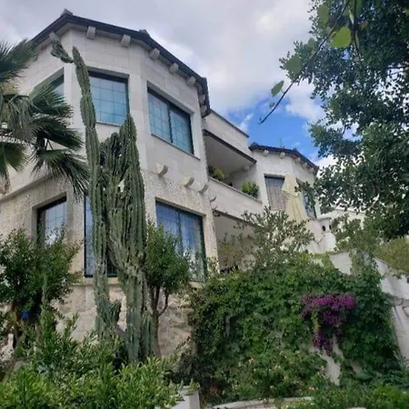 Domus Marini Apartmán *