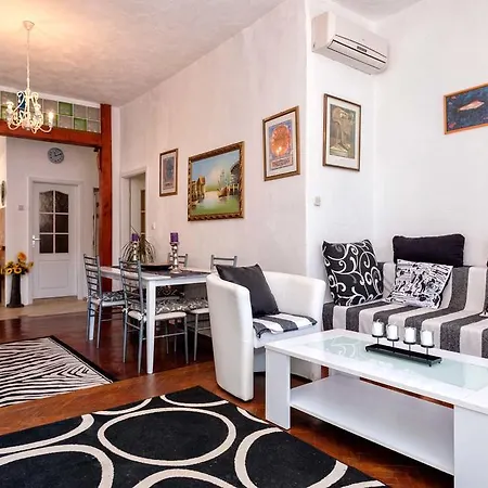 Apartment Domus Marini